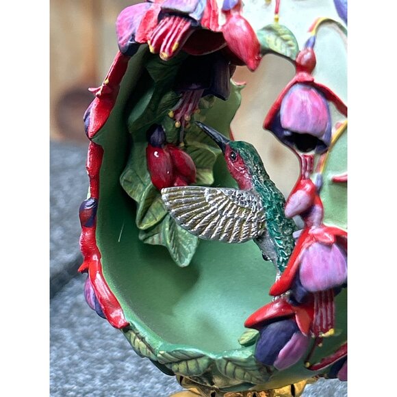 House of Faberge Franklin Mint Egg Jewels in the Garden Hummingbird w/Gold Base - Picture 10 of 10